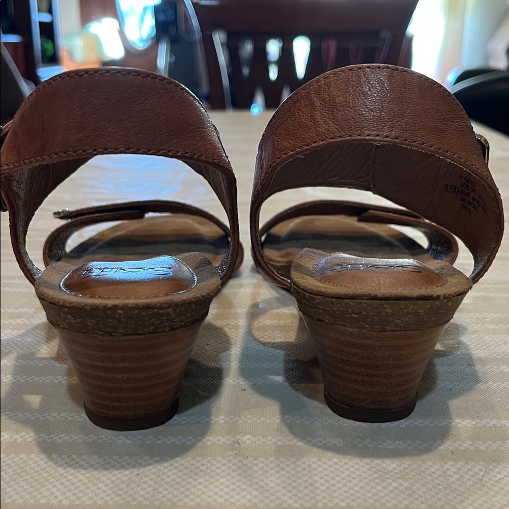 Sofft Verdi II Tan Leather Sandal size 9.5 women’s - Picture 4 of 10